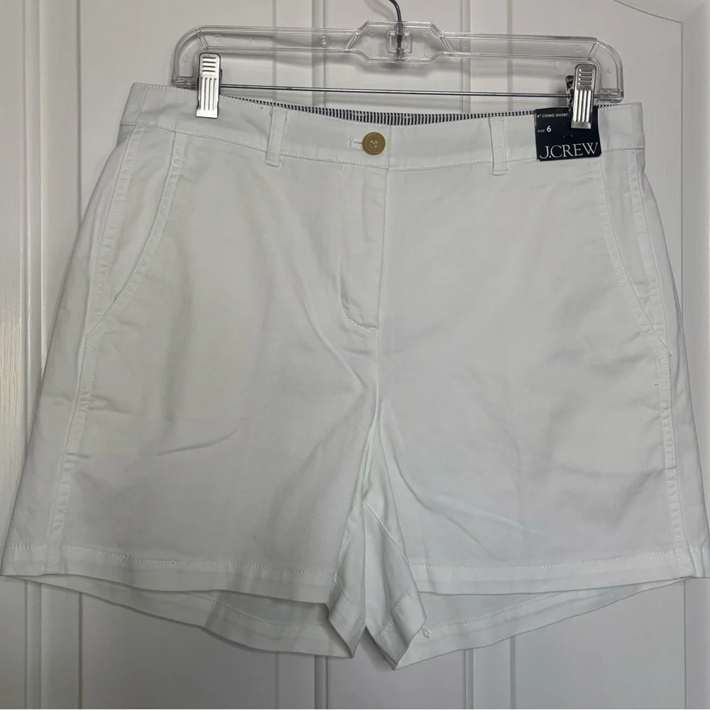 NWT J. Crew Women’s White Chino Shorts 4” inseam size 6